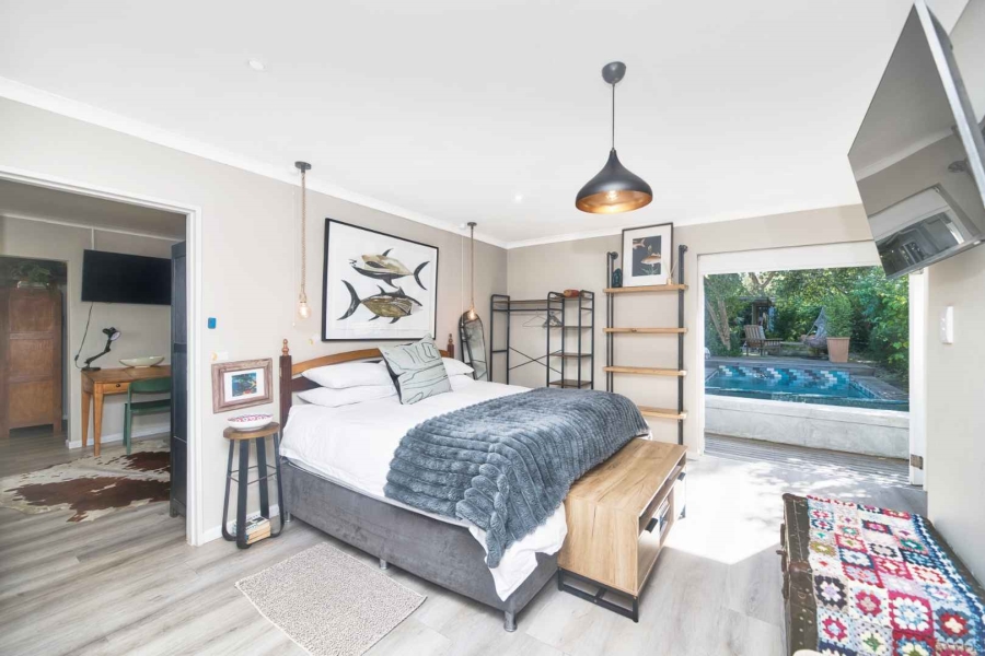 6 Bedroom Property for Sale in Northcliff Western Cape